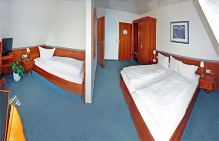 Photo: Mein Building - Business 3-Bed-Room